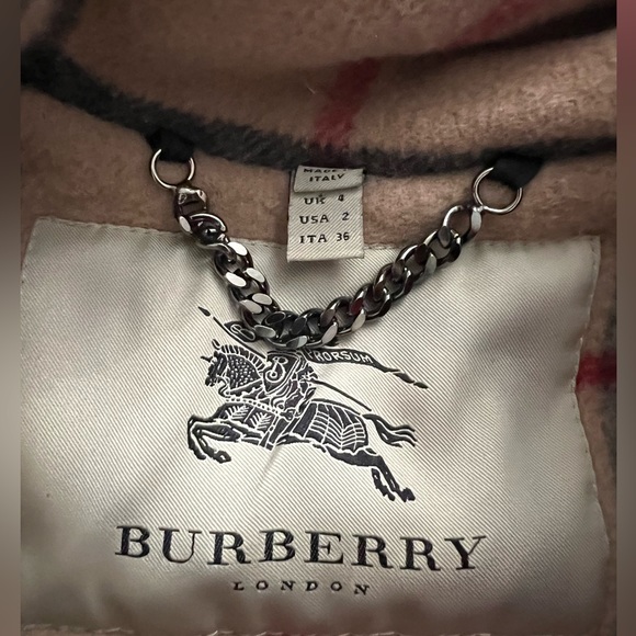 Burberry toggle ruffle coat size 2 - Picture 3 of 8